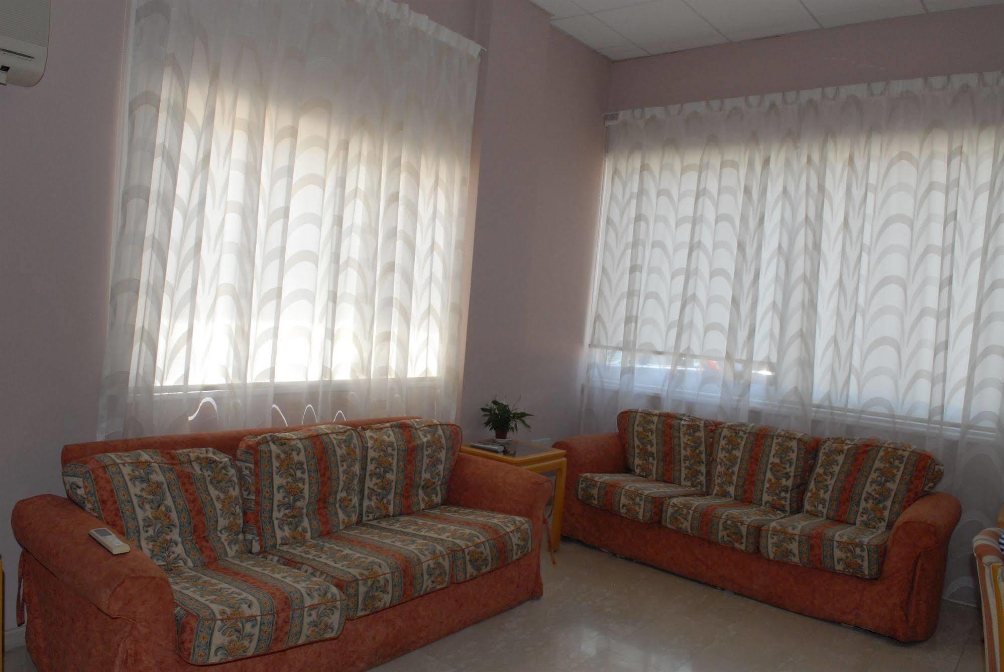 Maistros Hotel Apartments Protaras Exterior photo
