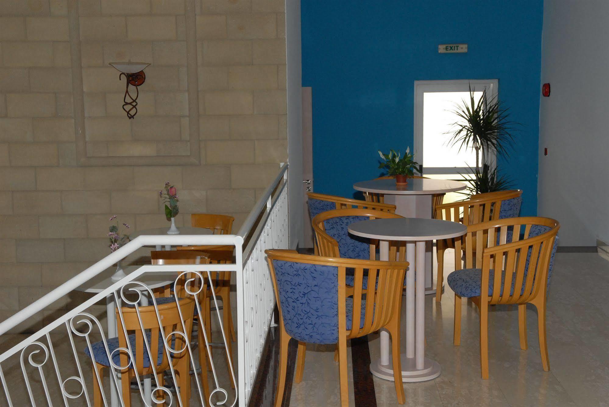 Maistros Hotel Apartments Protaras Exterior photo
