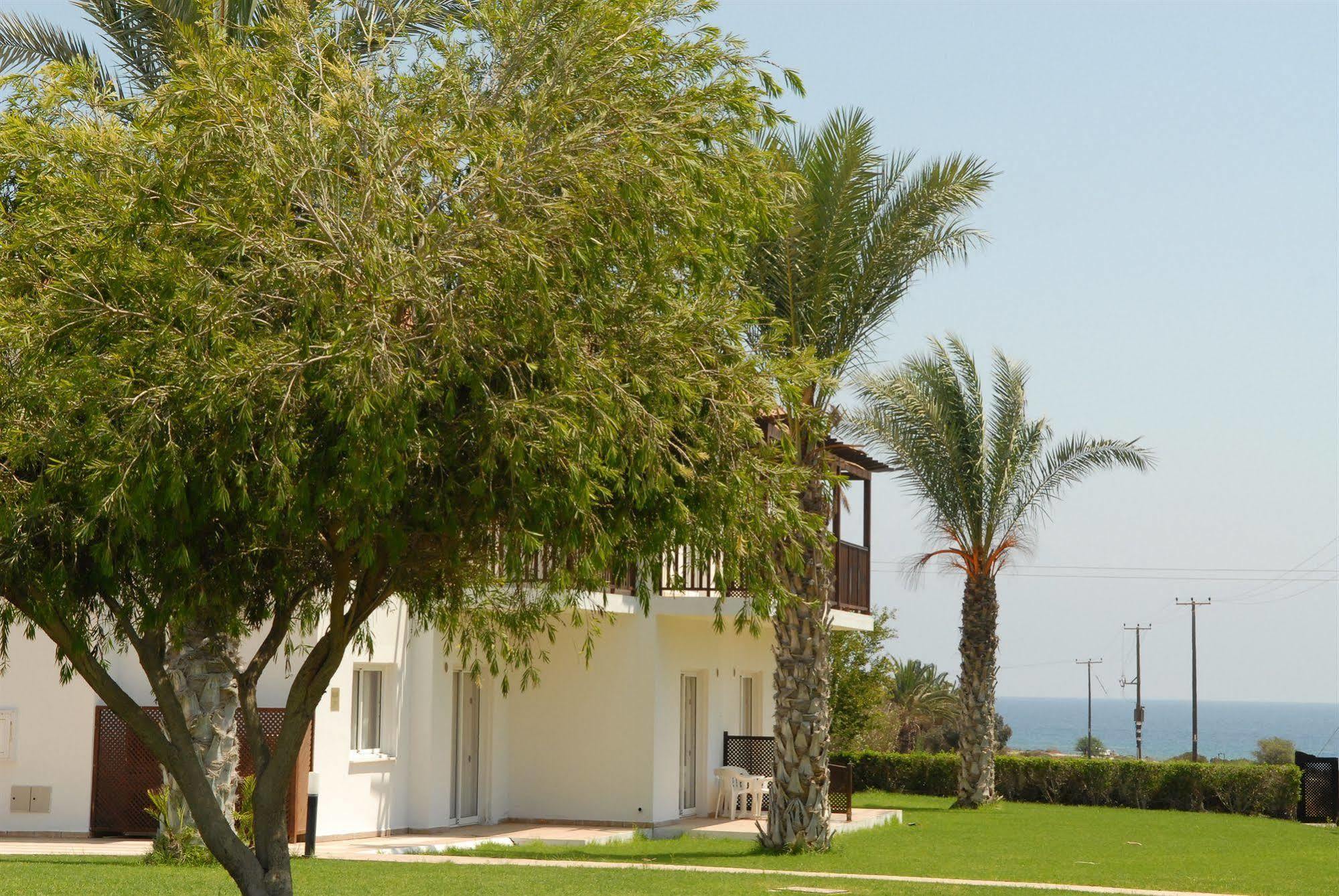 Maistros Hotel Apartments Protaras Exterior photo