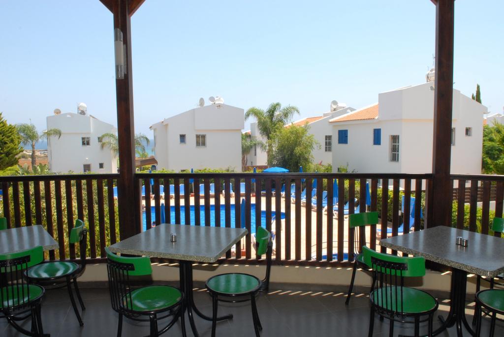 Maistros Hotel Apartments Protaras Exterior photo