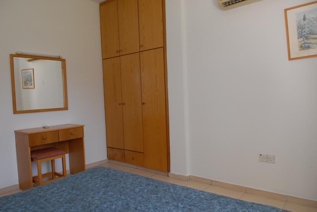 Maistros Hotel Apartments Protaras Room photo